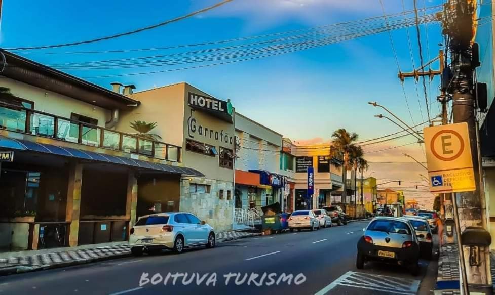 Hotel Garrafao - Localizado No Centro Comercial De Boituva - Sp エクステリア 写真